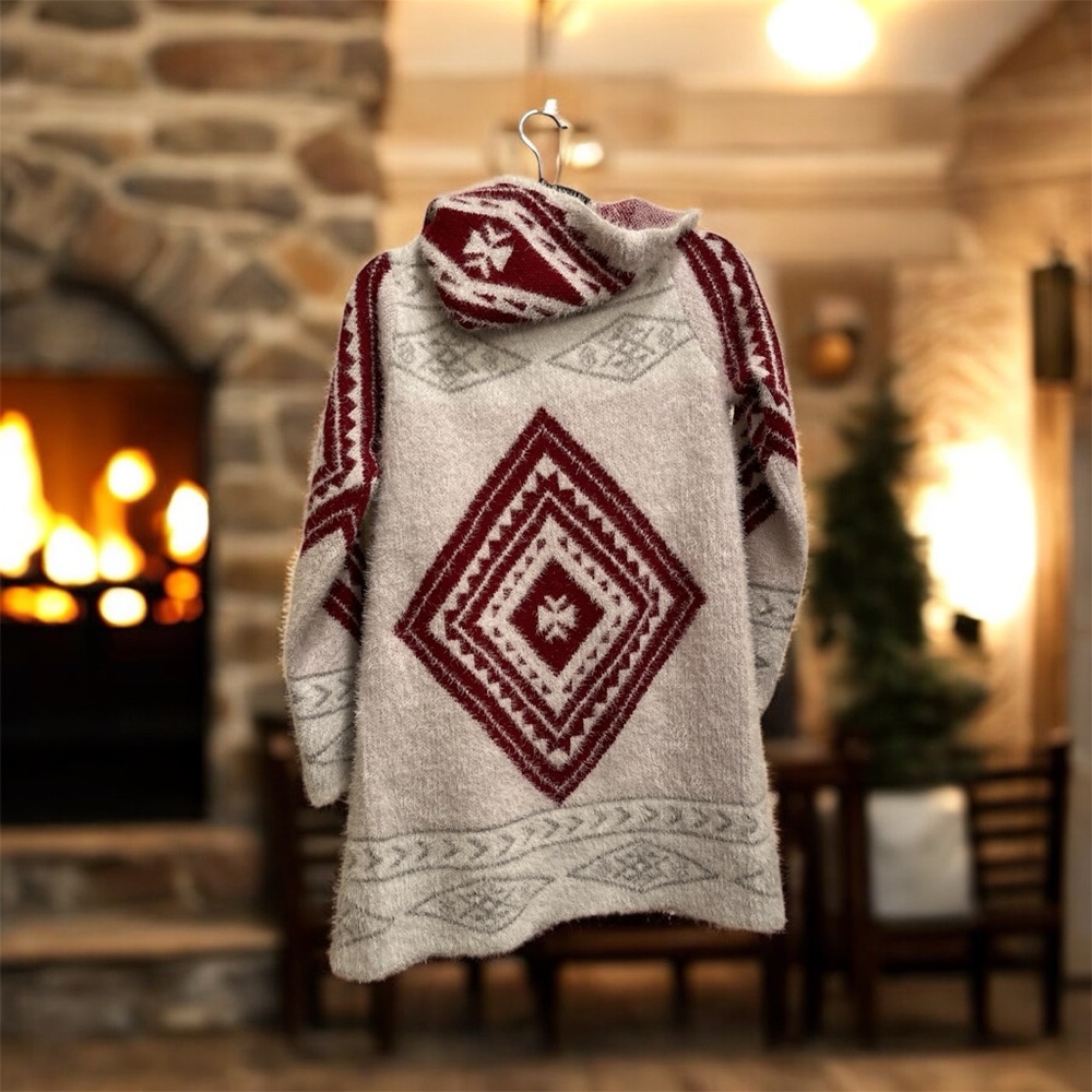 Pinklicious Cozy Red and white Women’s Sweater NWT size small - Picture 3 of 10
